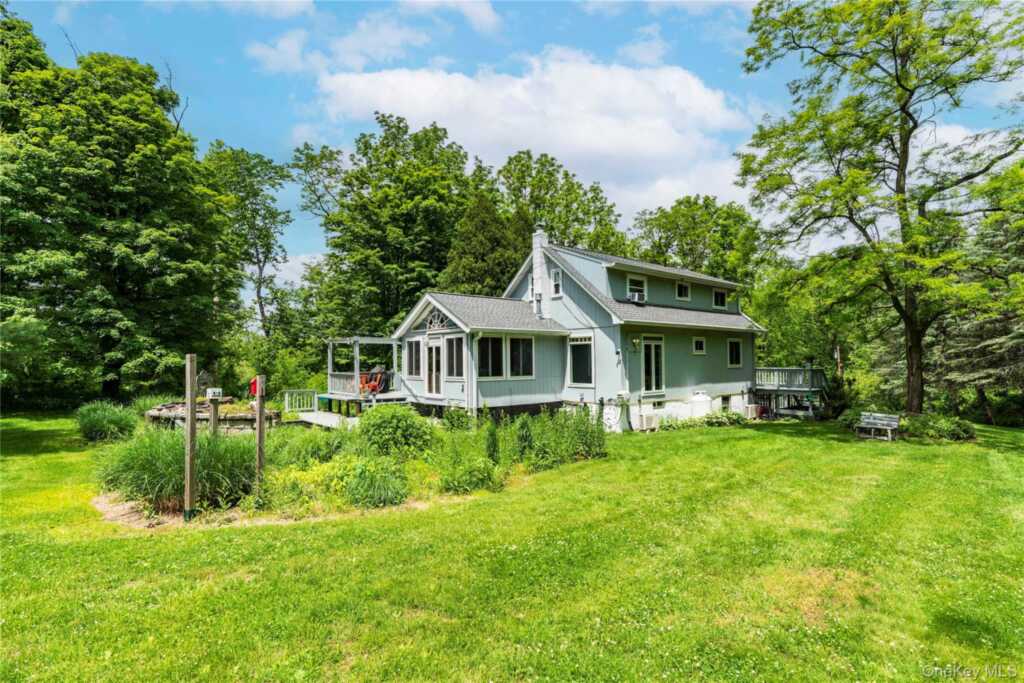 10 Pilgrims Progress Road, Rhinebeck, NY 12572 - Photo 4 of 31
