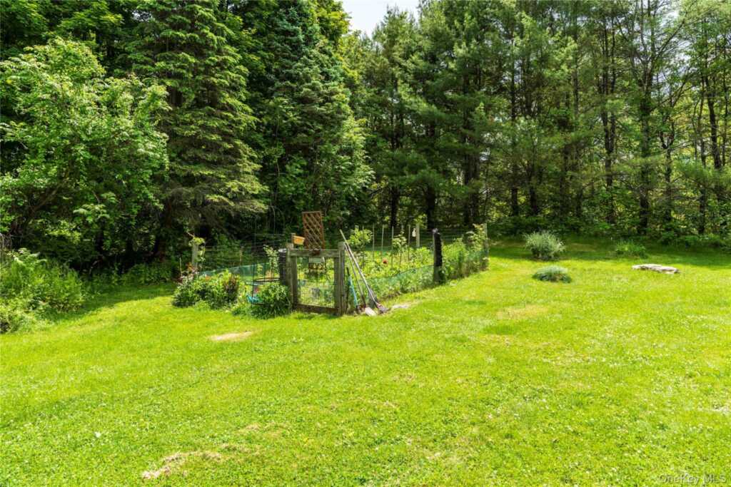 10 Pilgrims Progress Road, Rhinebeck, NY 12572 - Photo 6 of 31