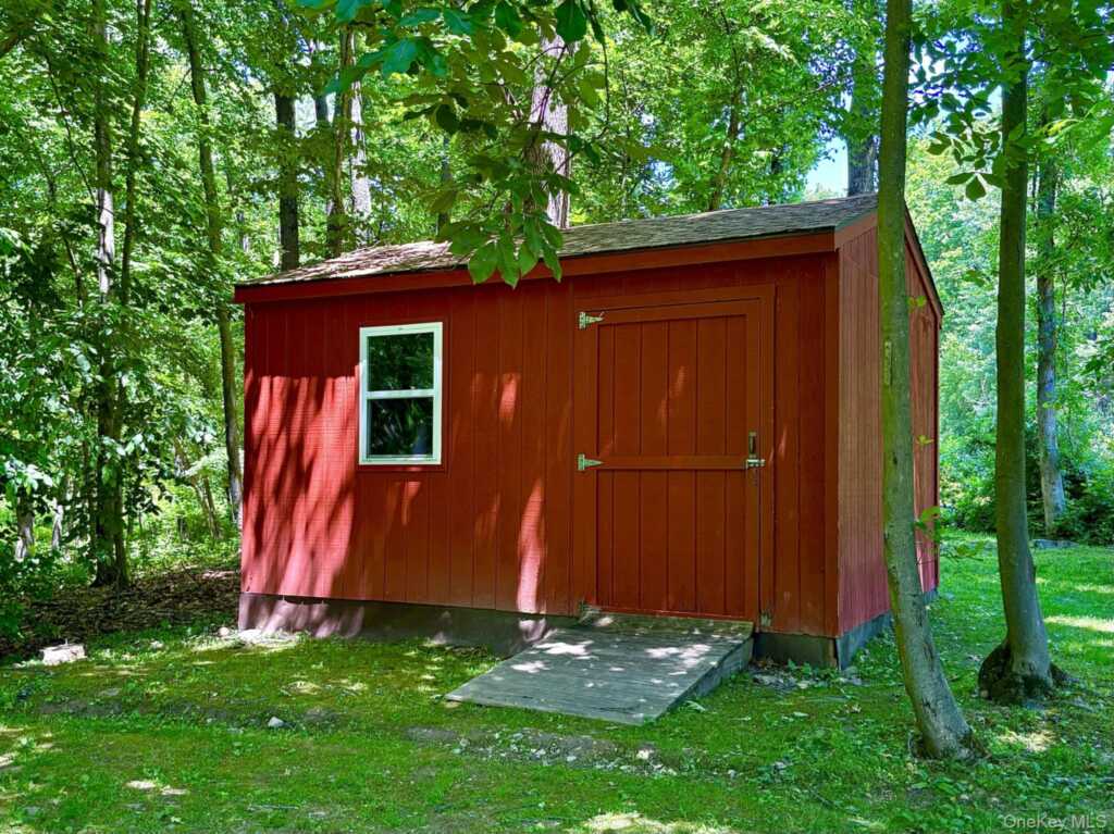 6 Kipsbergen Drive, Rhinebeck, NY 12572 - Photo 25 of 27