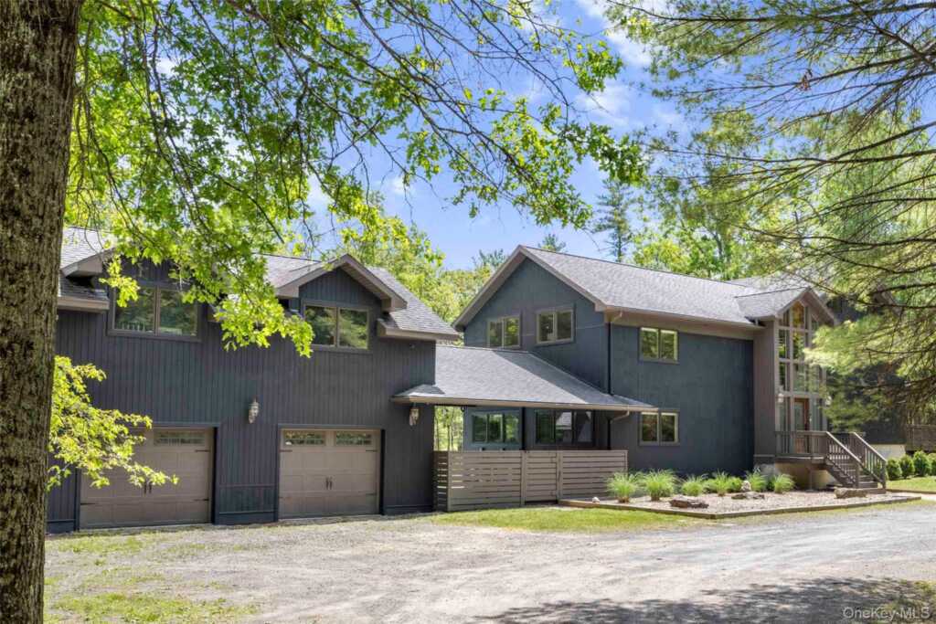 56 Lauren Court, Woodstock, NY 12401 - Photo 2 of 50