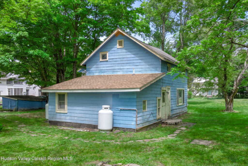 121 Tinker Street, Woodstock, NY 12498 - Photo 17 of 19