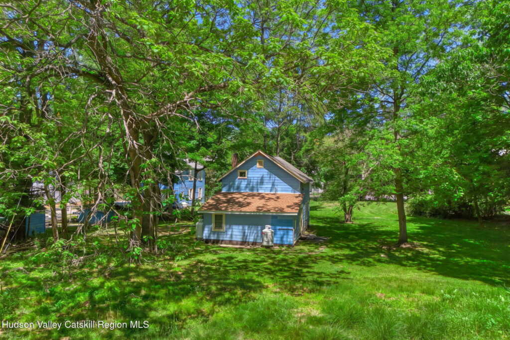 121 Tinker Street, Woodstock, NY 12498 - Photo 18 of 19
