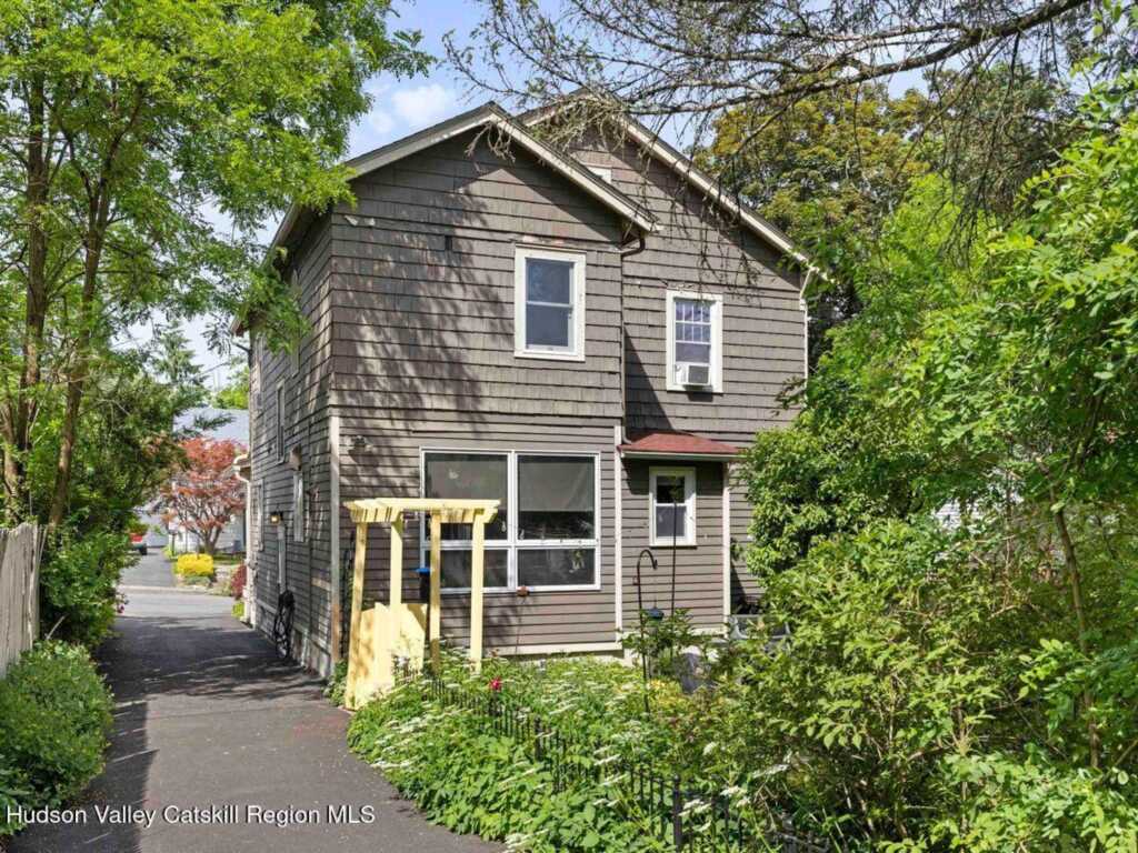67 Fairmont Avenue, Kingston, NY 12401 - Photo 27 of 33