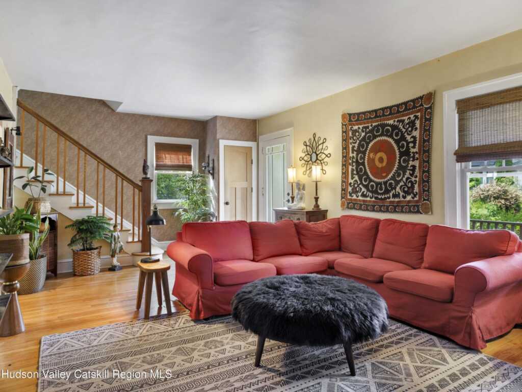 67 Fairmont Avenue, Kingston, NY 12401 - Photo 4 of 33