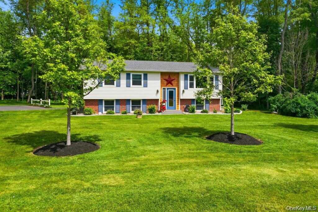 210 Libertyville Road, New Paltz, NY 12561 - Photo 2 of 25