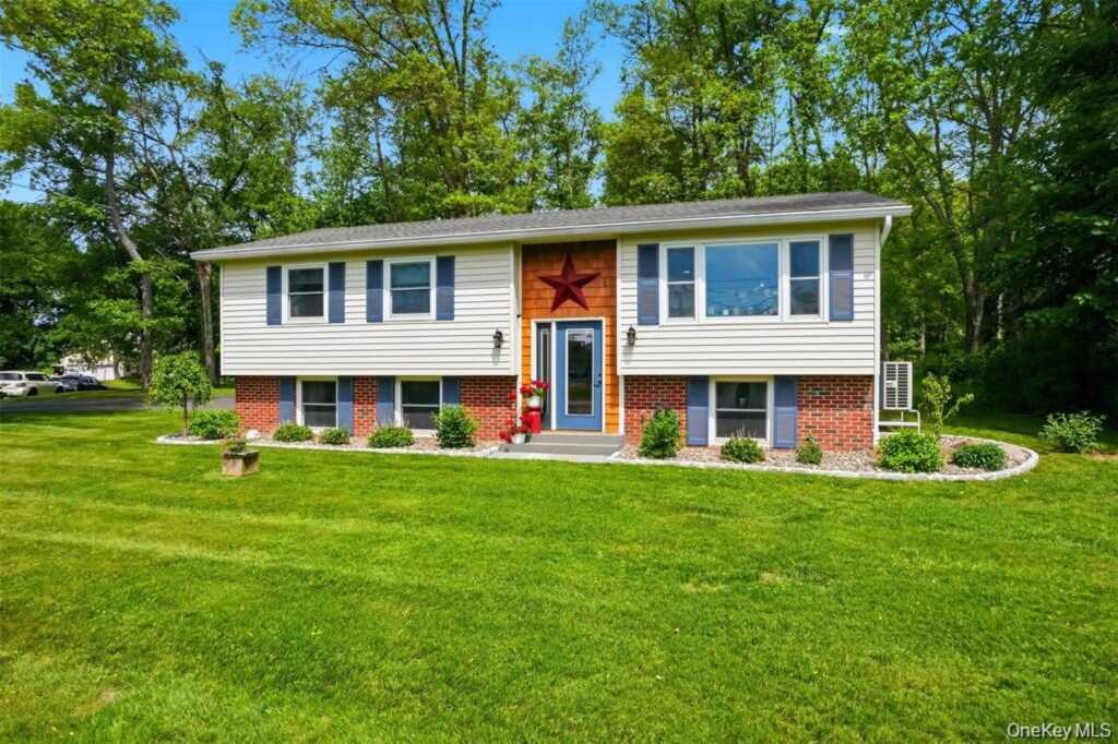 210 Libertyville Road, New Paltz, NY 12561 - Photo 3 of 25