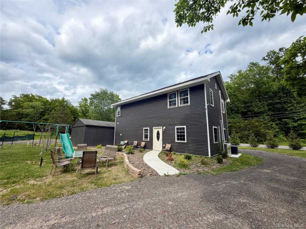 335 State Route 32, New Paltz, NY 12561 - Photo 2 of 25