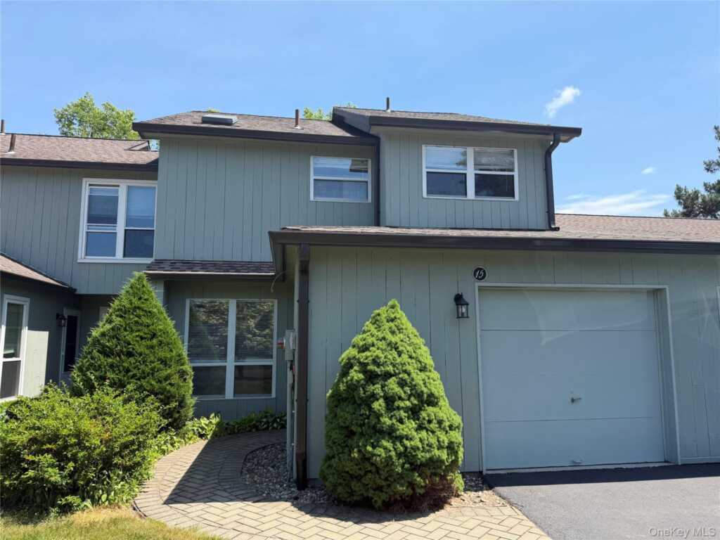 15 Pond Drive, Rhinebeck, NY 12572