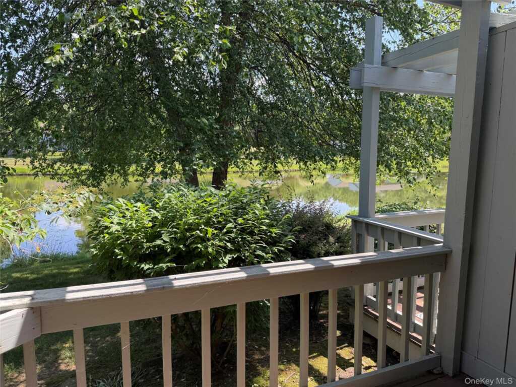 15 Pond Drive, Rhinebeck, NY 12572 - Photo 4 of 19