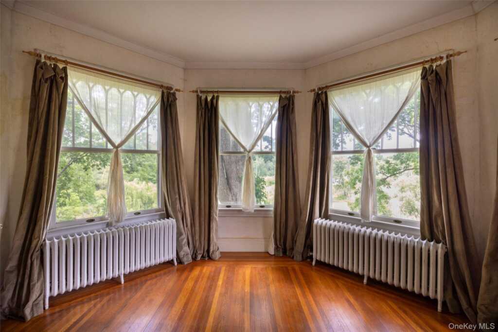 169 Albany Avenue, Kingston, NY 12401 - Photo 43 of 49