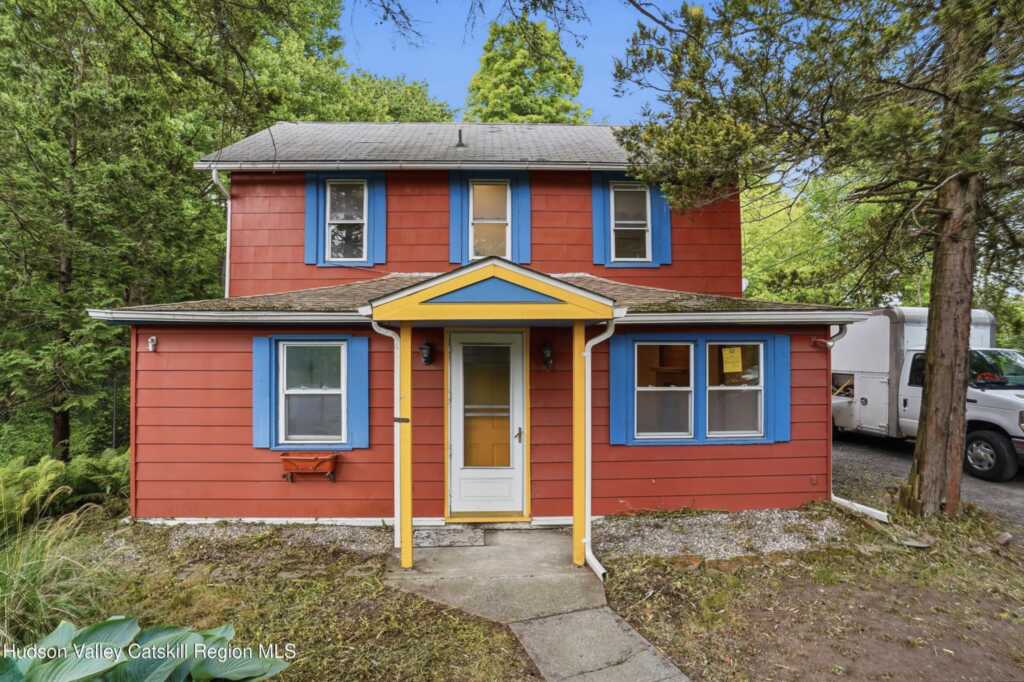 872 Route 212, Saugerties, NY 12477