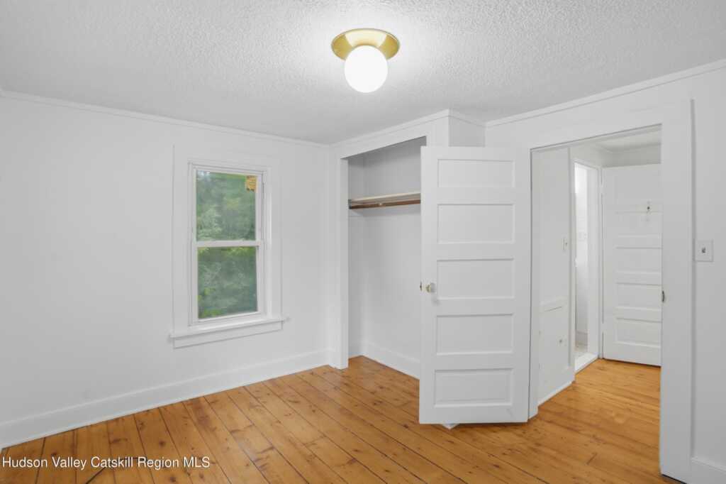 872 Route 212, Saugerties, NY 12477 - Photo 17 of 29