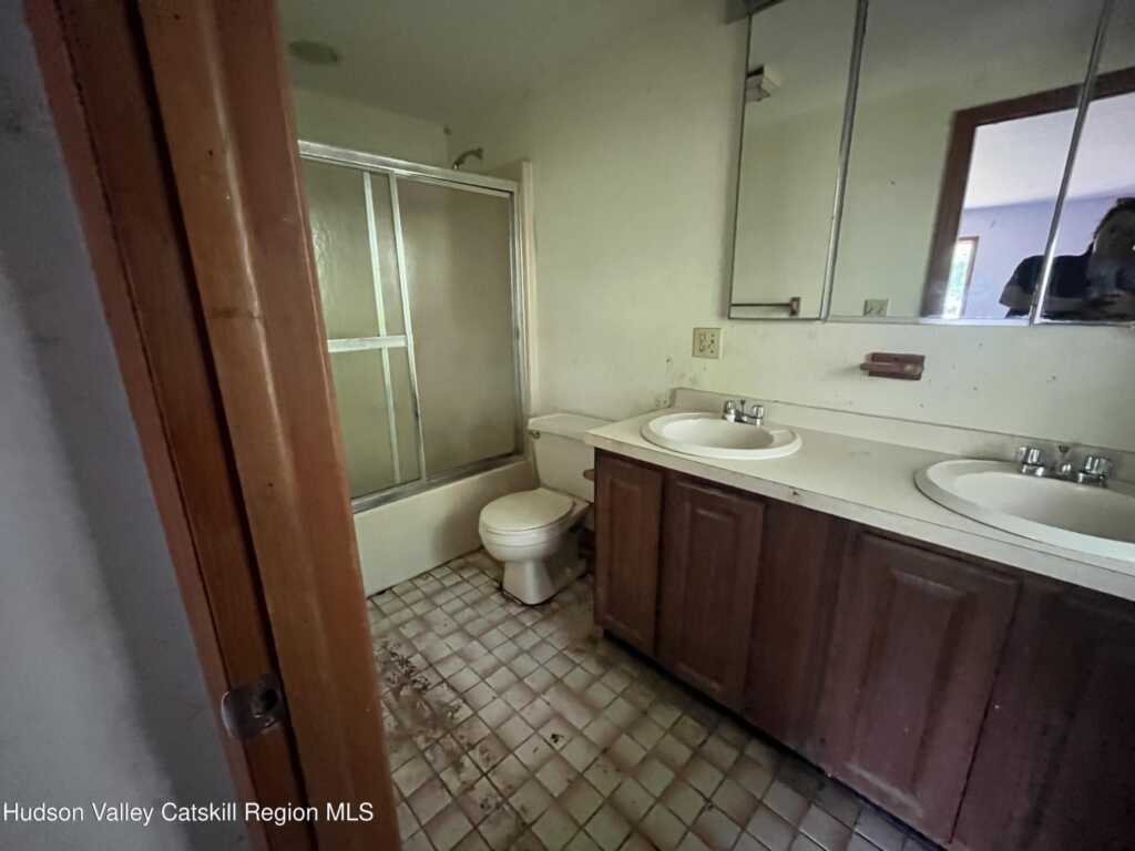 1145 Glasco Turnpike, Saugerties, NY 12477 - Photo 13 of 31