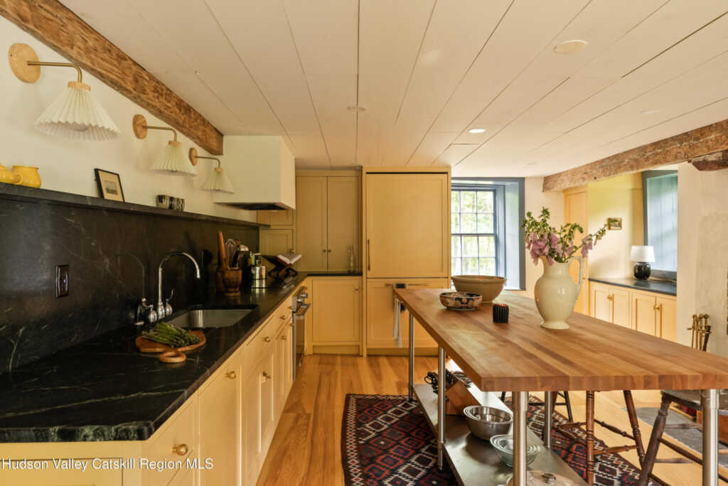 204 Ashokan Road, Kingston, NY 12401 - Photo 11 of 50