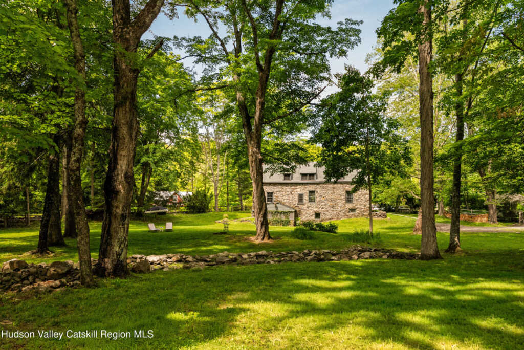 204 Ashokan Road, Kingston, NY 12401 - Photo 3 of 50