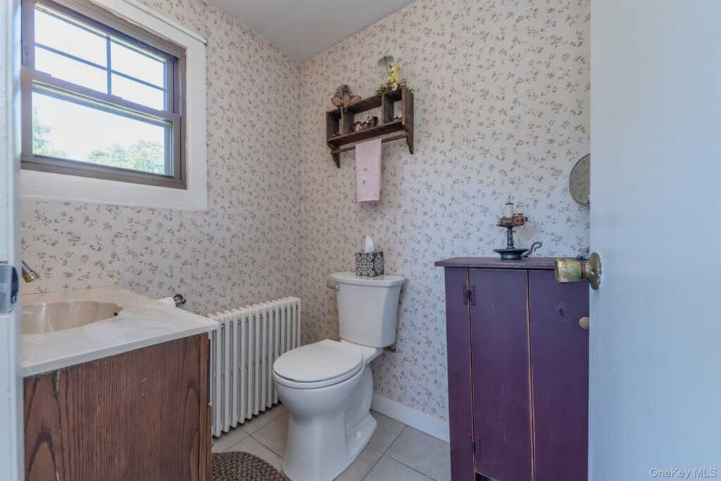 165 Clifton Avenue, Kingston, NY 12401 - Photo 17 of 50
