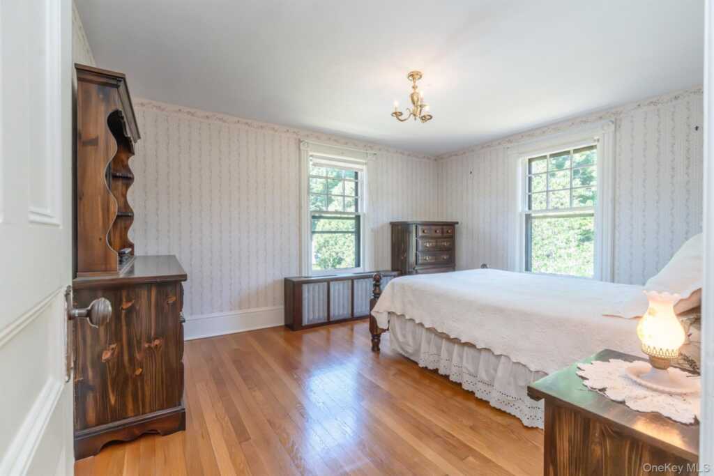 165 Clifton Avenue, Kingston, NY 12401 - Photo 20 of 50