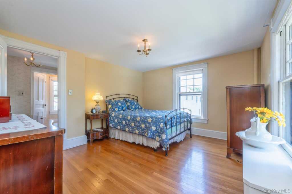 165 Clifton Avenue, Kingston, NY 12401 - Photo 27 of 50