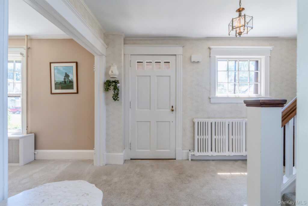 165 Clifton Avenue, Kingston, NY 12401 - Photo 3 of 50