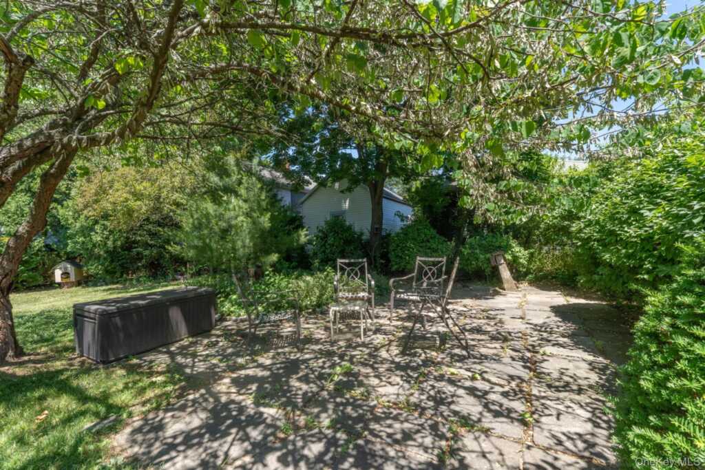 165 Clifton Avenue, Kingston, NY 12401 - Photo 41 of 50