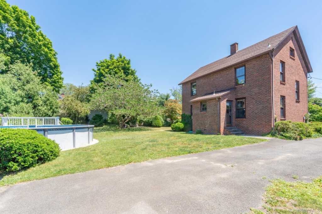 165 Clifton Avenue, Kingston, NY 12401 - Photo 44 of 50