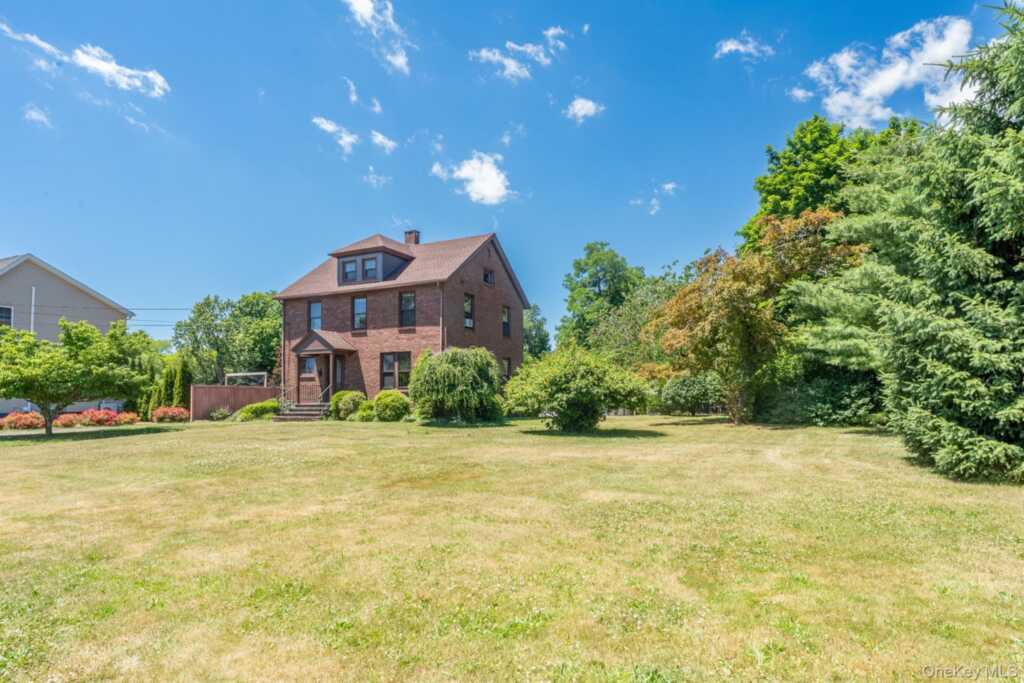 165 Clifton Avenue, Kingston, NY 12401 - Photo 46 of 50