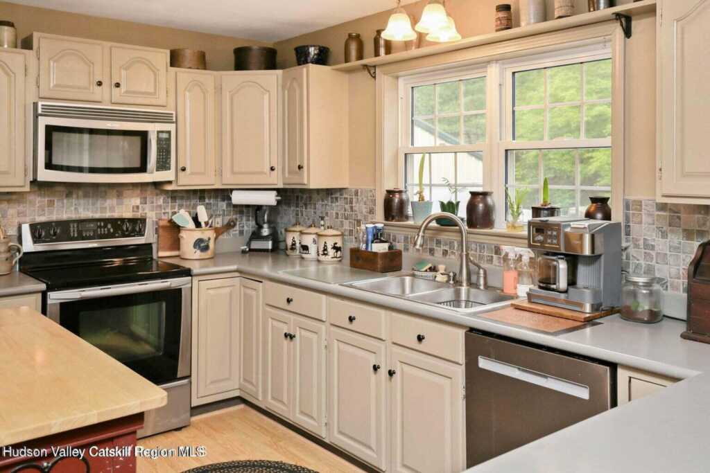 199 Echo Hill Road, Saugerties, NY 12477 - Photo 10 of 38