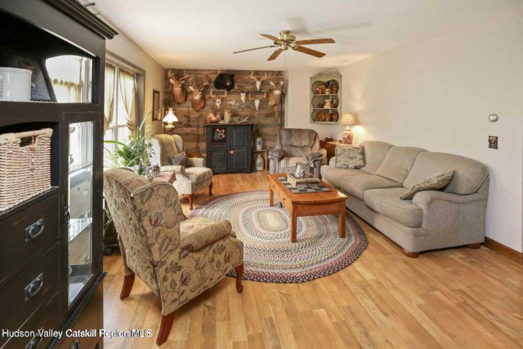 199 Echo Hill Road, Saugerties, NY 12477 - Photo 7 of 38