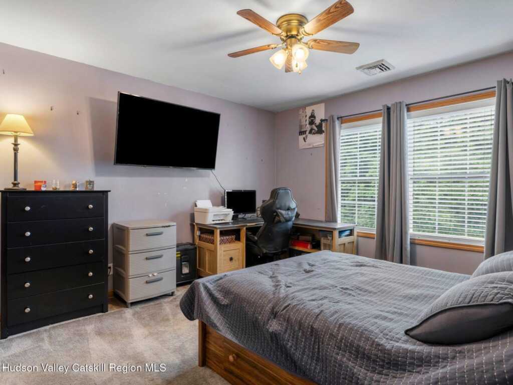 34 Lancelot Drive, Saugerties, NY 12477 - Photo 26 of 50