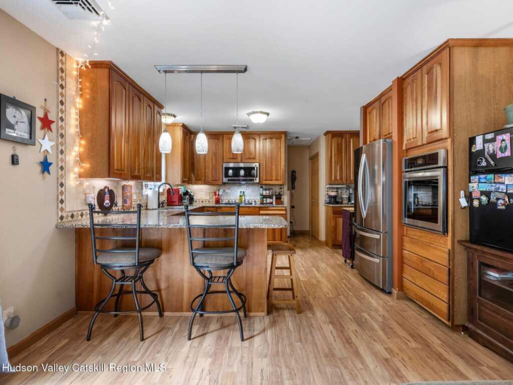 34 Lancelot Drive, Saugerties, NY 12477 - Photo 7 of 50