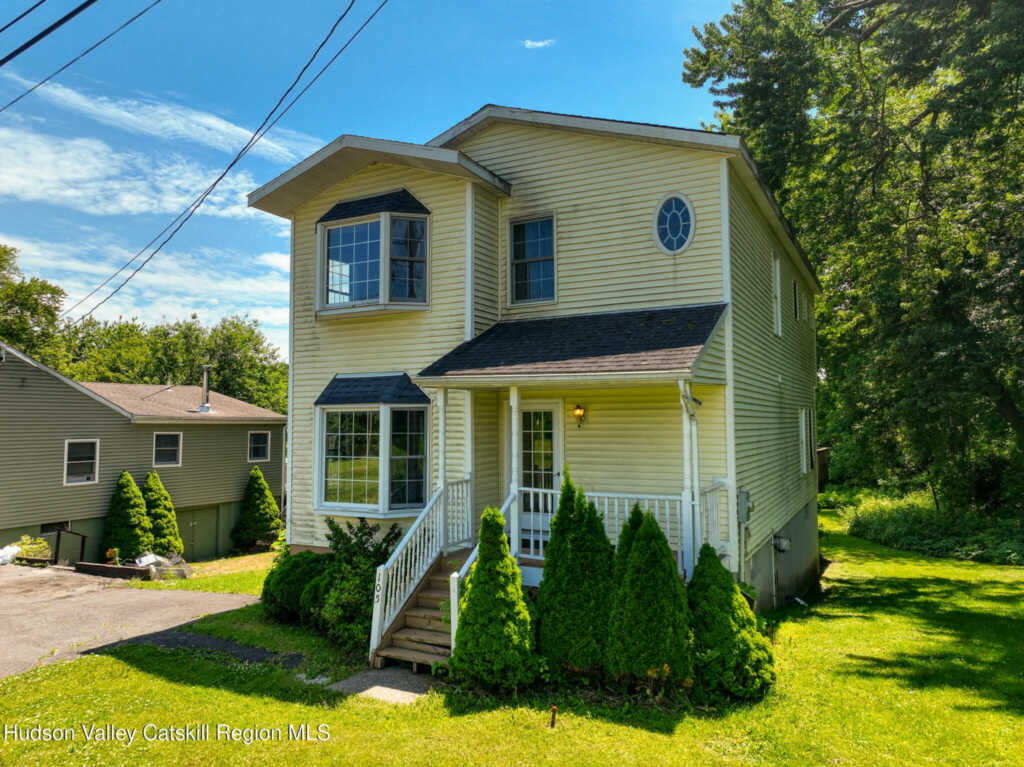 105 Brabrant Road, Kingston, NY 12401 - Photo 2 of 27