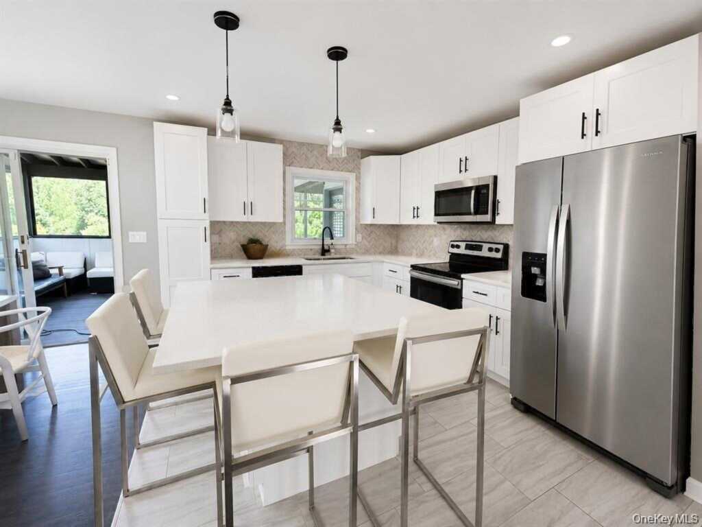15 Nepale Drive, New Paltz, NY 12561 - Photo 3 of 21