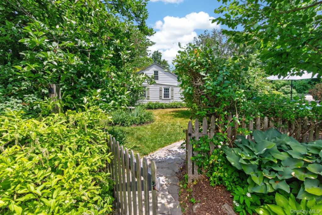 285 Morgan Hill Road, Hurley, NY 12443 - Photo 28 of 44
