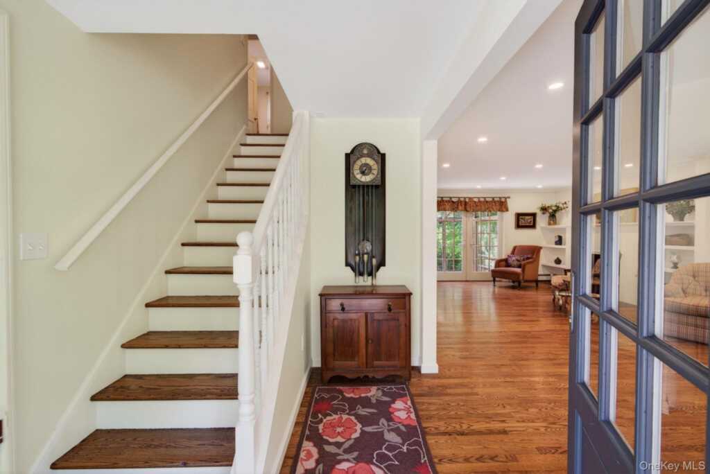 285 Morgan Hill Road, Hurley, NY 12443 - Photo 4 of 44