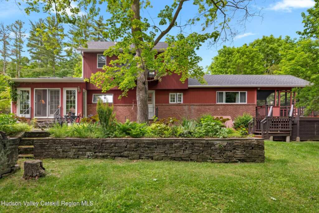 2323 Glasco Turnpike, Woodstock, NY 12498 - Photo 17 of 19