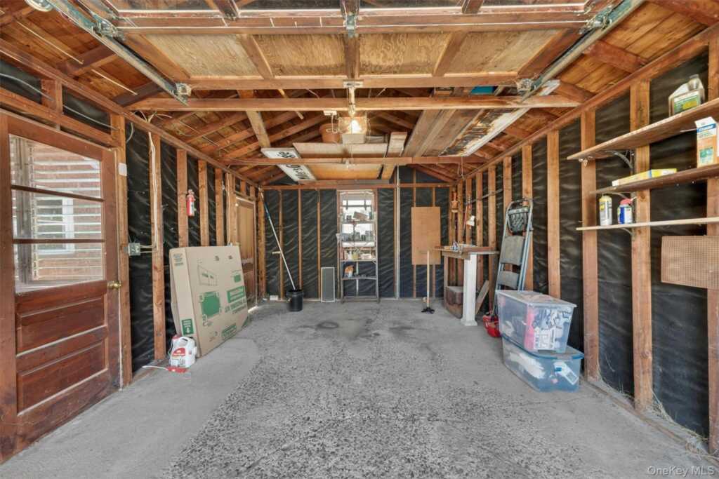 32 Merilina Avenue, Kingston, NY 12401 - Photo 18 of 26