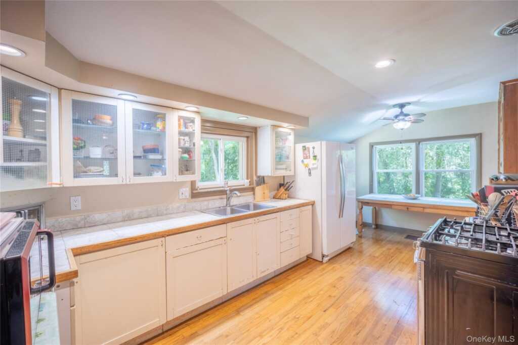 138 Ohioville Road, New Paltz, NY 12561 - Photo 17 of 40