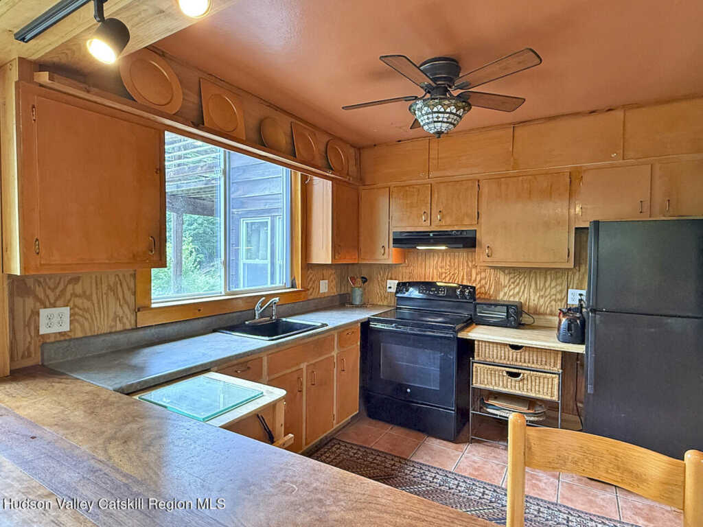 11 Nordic Drive, Woodstock, NY 12498 - Photo 9 of 44