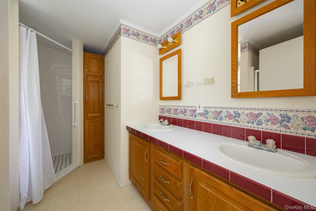 7139 Route 9, Rhinebeck, NY 12572 - Photo 20 of 23