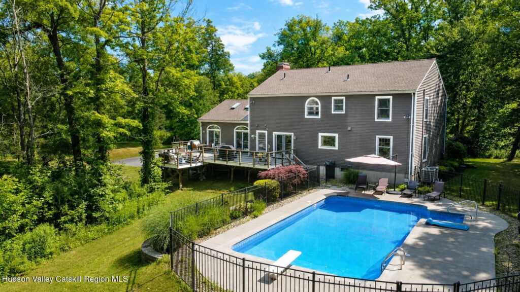 40 Kleinekill Drive, New Paltz, NY 12561