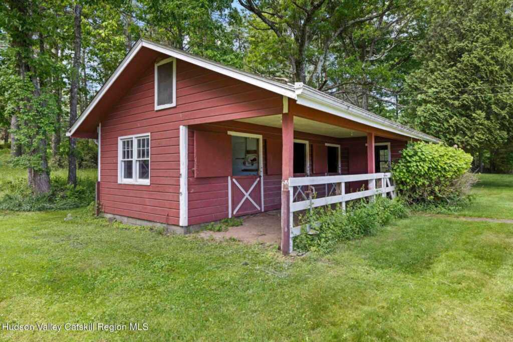 94 Chestnut Hill Road, Woodstock, NY 12498 - Photo 13 of 44
