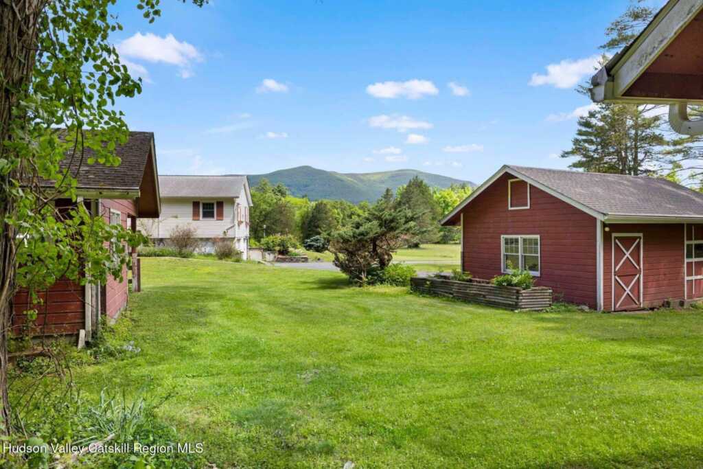 94 Chestnut Hill Road, Woodstock, NY 12498 - Photo 15 of 44