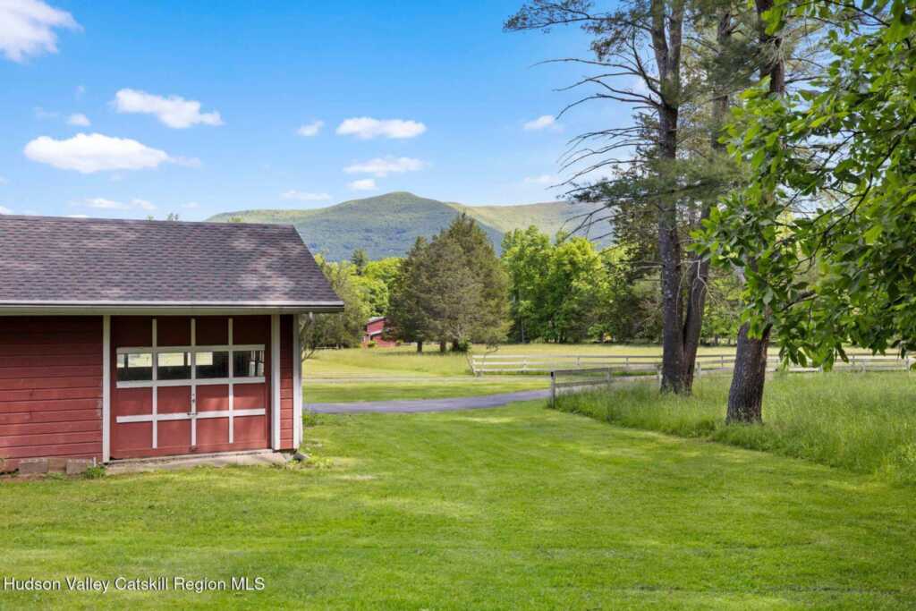 94 Chestnut Hill Road, Woodstock, NY 12498 - Photo 17 of 44