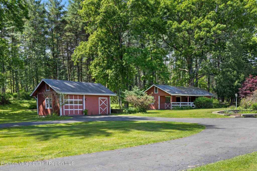 94 Chestnut Hill Road, Woodstock, NY 12498 - Photo 5 of 44