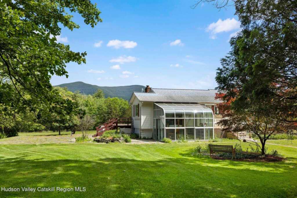 94 Chestnut Hill Road, Woodstock, NY 12498 - Photo 7 of 44