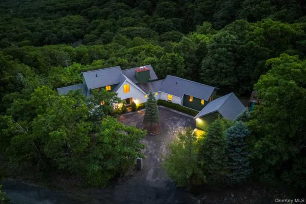 235 California Quarry Road, Woodstock, NY 12498 - Photo 5 of 50