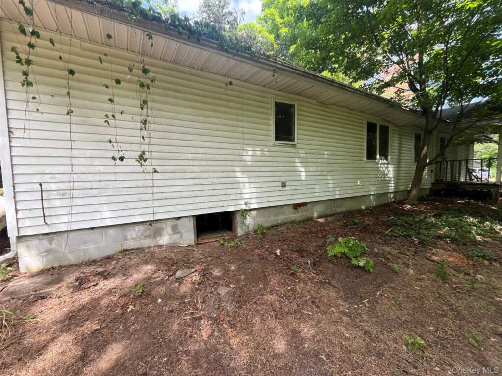 1145 Glasco Turnpike, Saugerties, NY 12477 - Photo 5 of 38