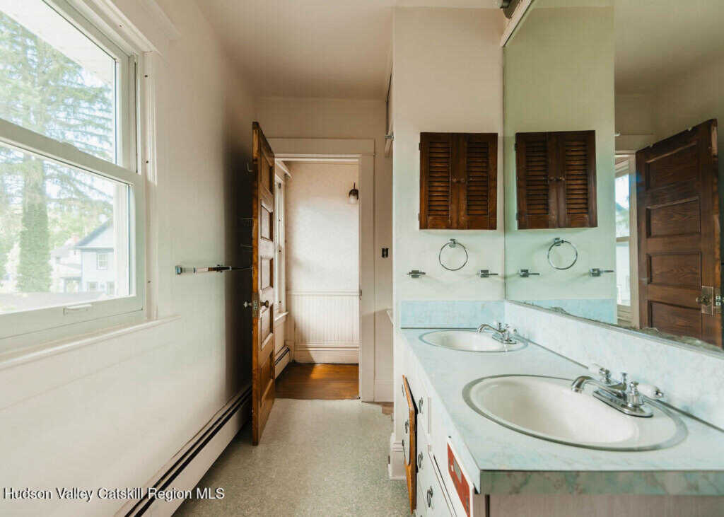 54 Linderman Avenue, Kingston, NY 12401 - Photo 37 of 47