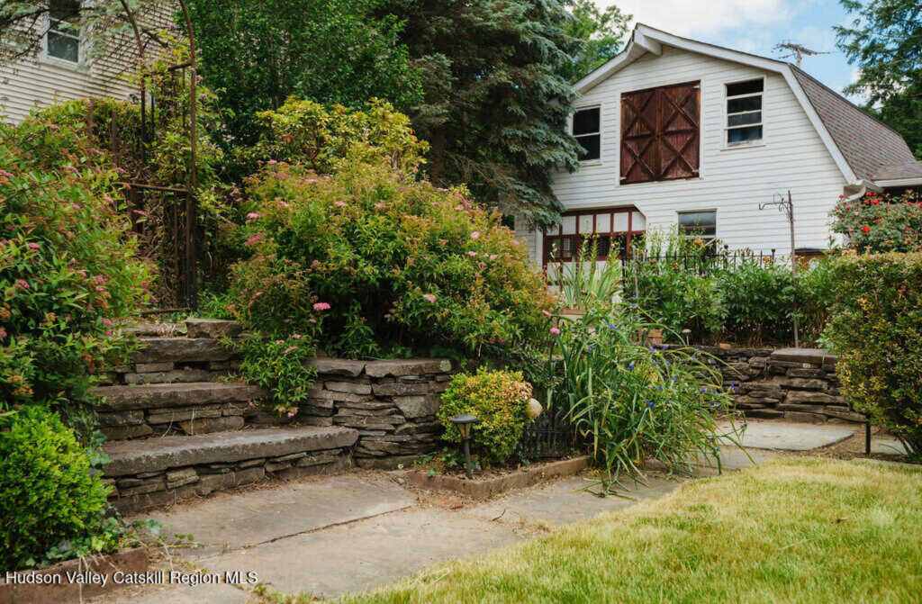 54 Linderman Avenue, Kingston, NY 12401 - Photo 42 of 47