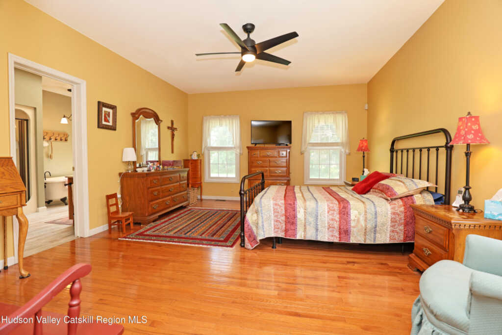14 Amy Court, Kingston, NY 12401 - Photo 23 of 49